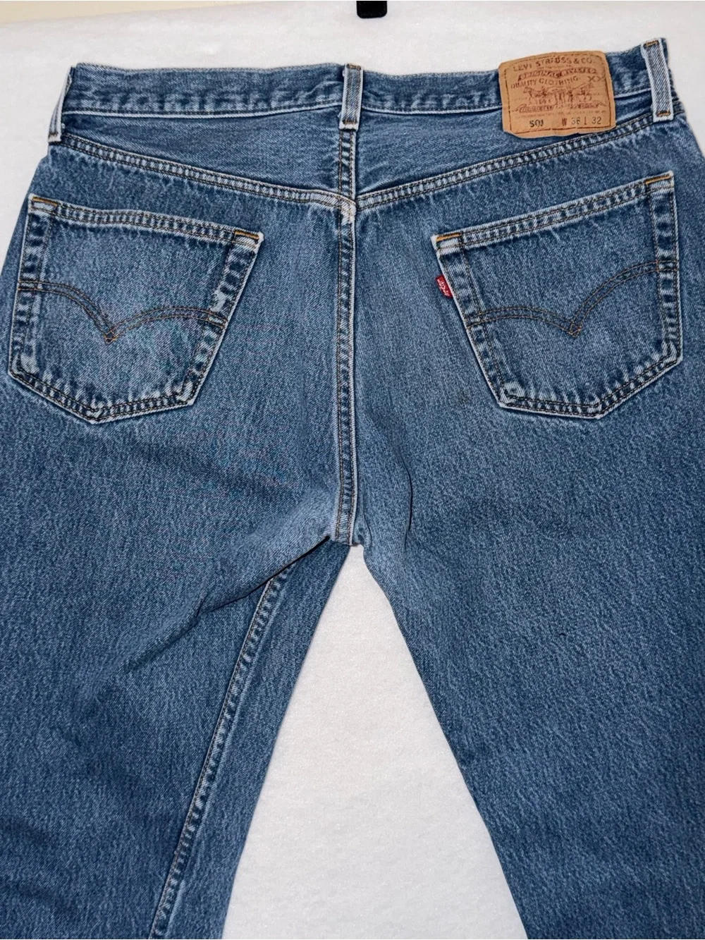 VTG 501 1997 Levi's Men's Medium Blue Relaxed Denim Jeans